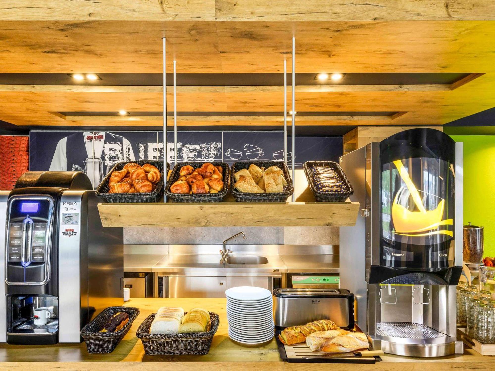 Ibis Budget Saint-Etienne Stade Ngoại thất bức ảnh