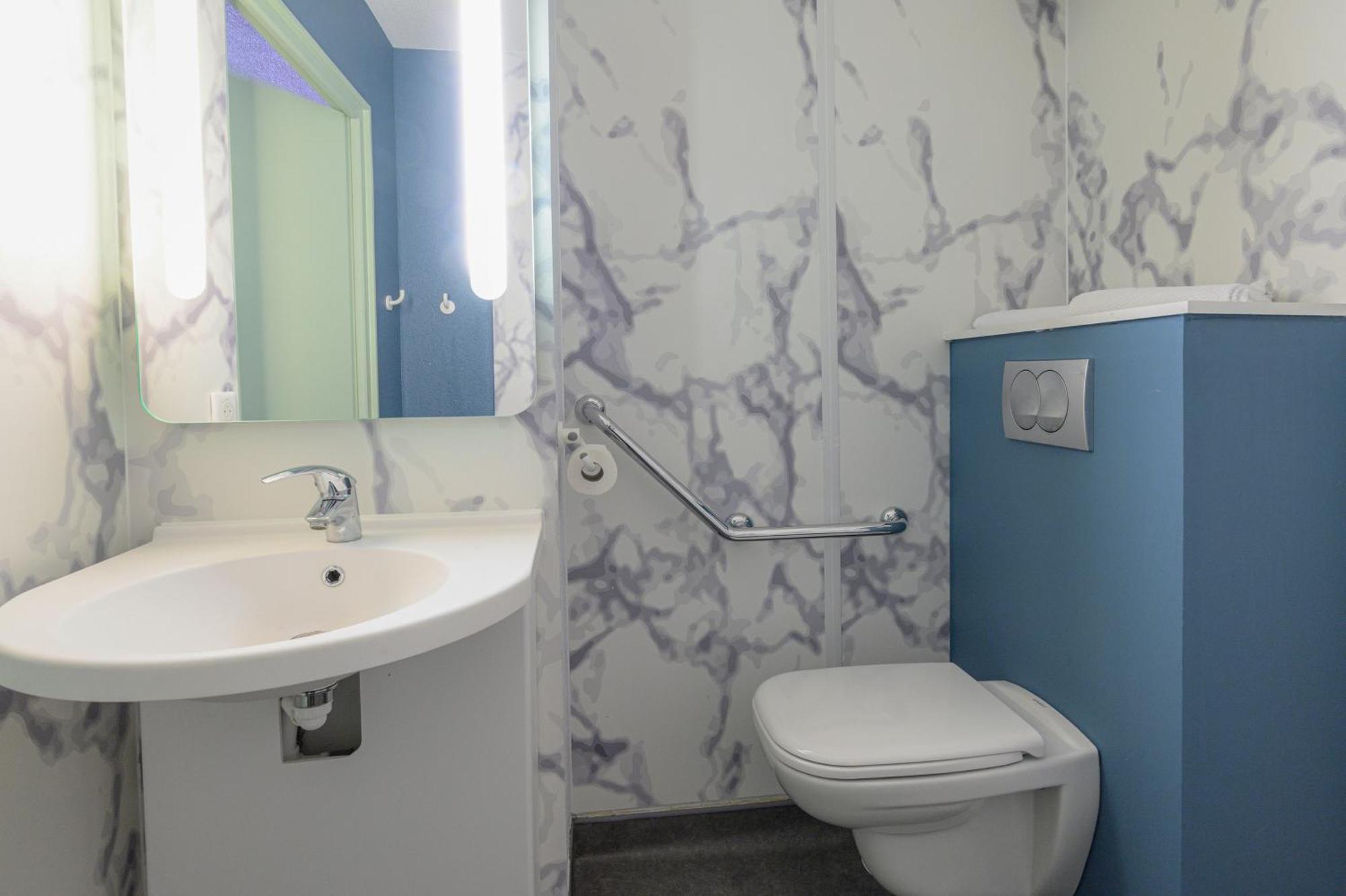 Ibis Budget Saint-Etienne Stade Ngoại thất bức ảnh
